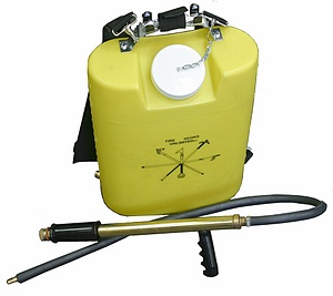 FIRE HOOKS UNLIMITED RANGER DOUBLE DELUXE RIGID-PAK BRUSH PUMP WITH PISTOL GRIP